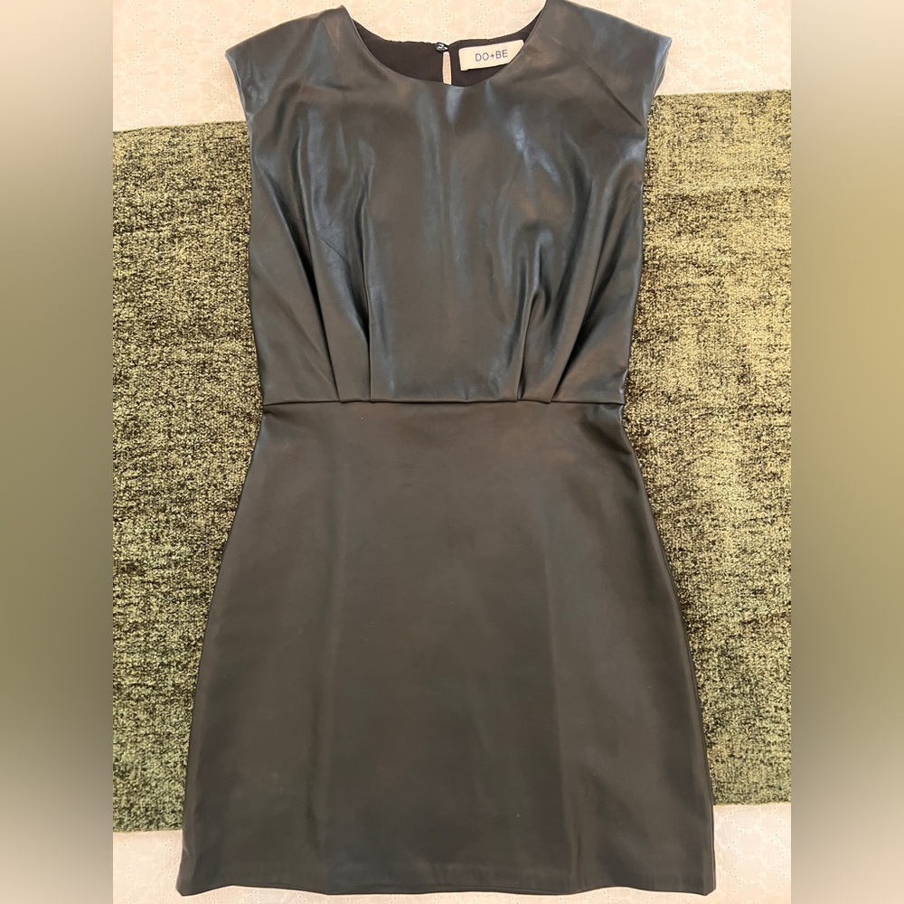 DO+BE Dark Gray Strapless Sheath Dress for Cocktail Nights